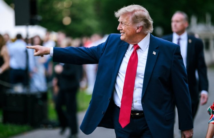 Криптовалюта стала головним джерелом доходів Трампа: декларація показала $1,4 млрд