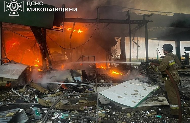 Близько 200 АЗС постраждали від ударів Росії: які зміни чекають паливний ринок