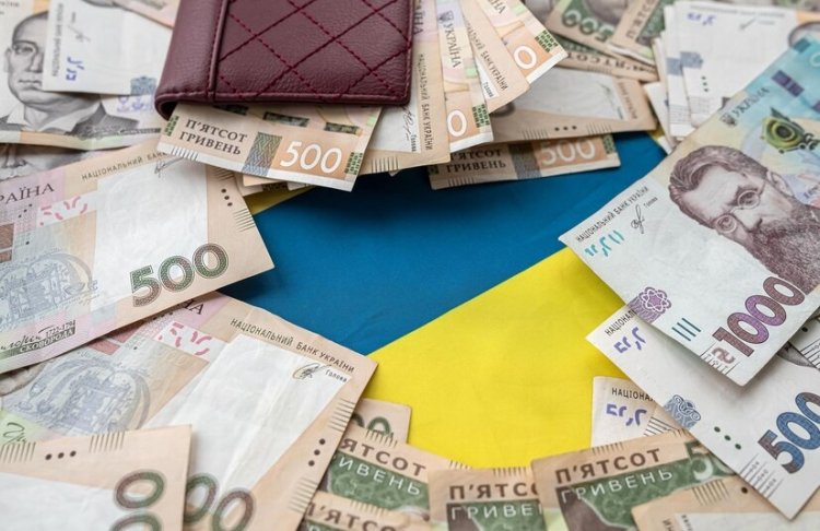 Виплати до Дня Незалежності 2026: хто отримає гроші та які суми затвердив Кабмін