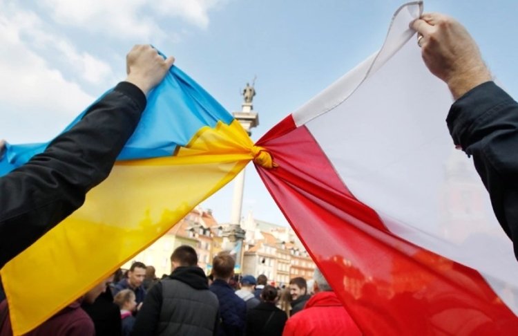 Завдяки українським біженцям ВВП Польщі у 2025 році зріс на 2,4% — дослідження