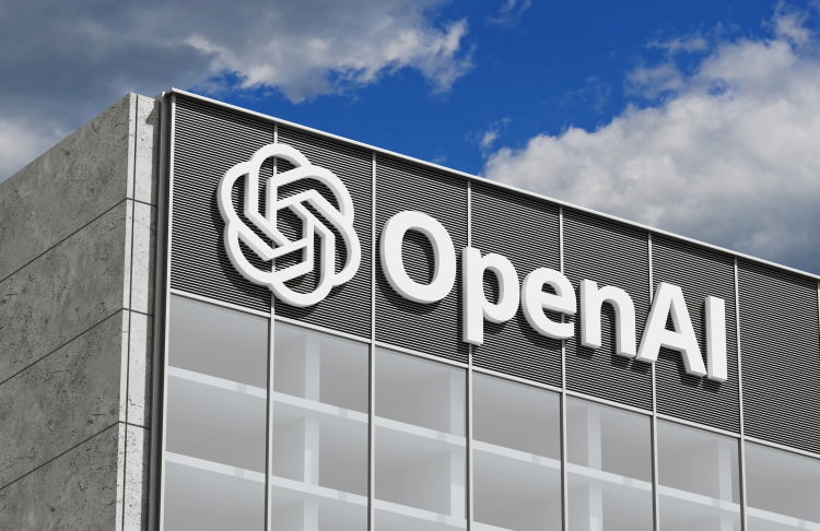 OpenAI веде переговори про залучення $30 млрд від фондів ОАЕ та BlackRock