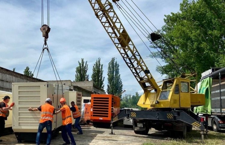 Захист від блекаутів: Кривий Ріг отримав 31 потужний генератор для живлення критичних об'єктів