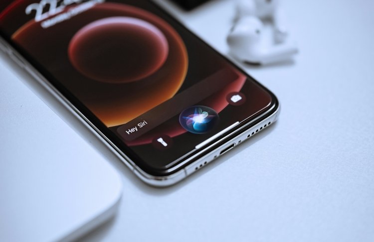 ШІ в iPhone отримає доступ до галереї користувачів: Apple готує оновлення