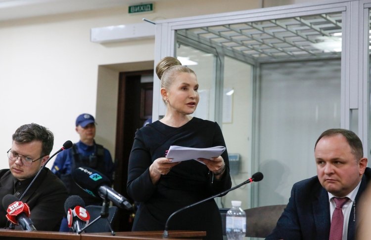 Юлія Тимошенко постане перед судом у справі про хабарі депутатам