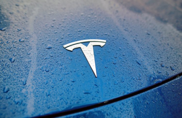 Tesla відновлює позиції в Європі: травневі продажі стрімко зросли