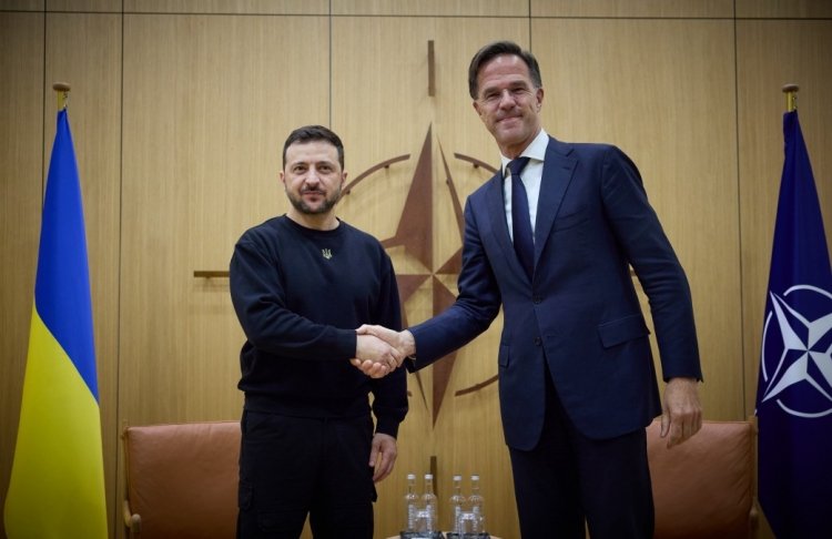 Шість держав виділять гроші на купівлю американської зброї для України – Зеленський