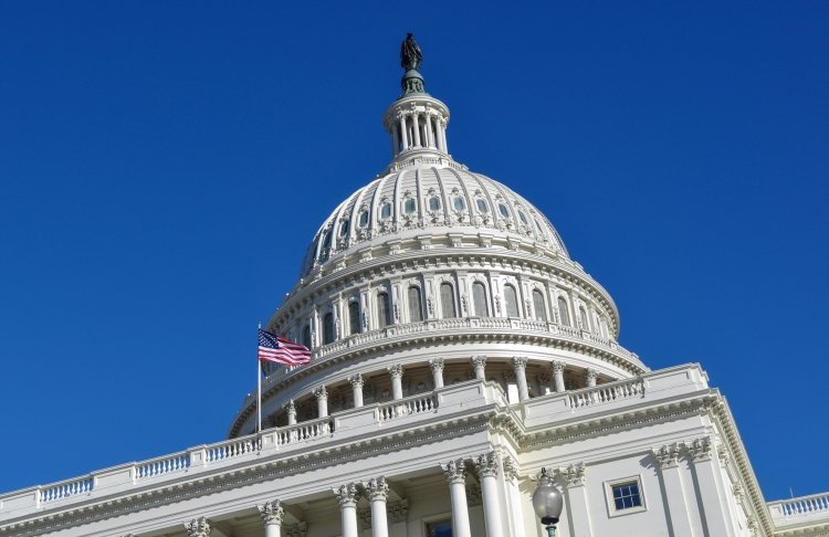 Палата представників США підтримала розгляд законопроекту про нову військову допомогу Україні та санкції проти Росії