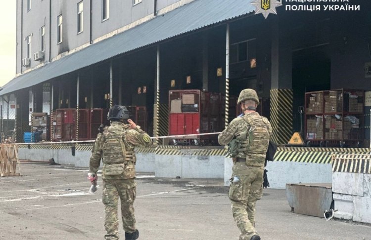 Вибухнула посилка під час огляду на 