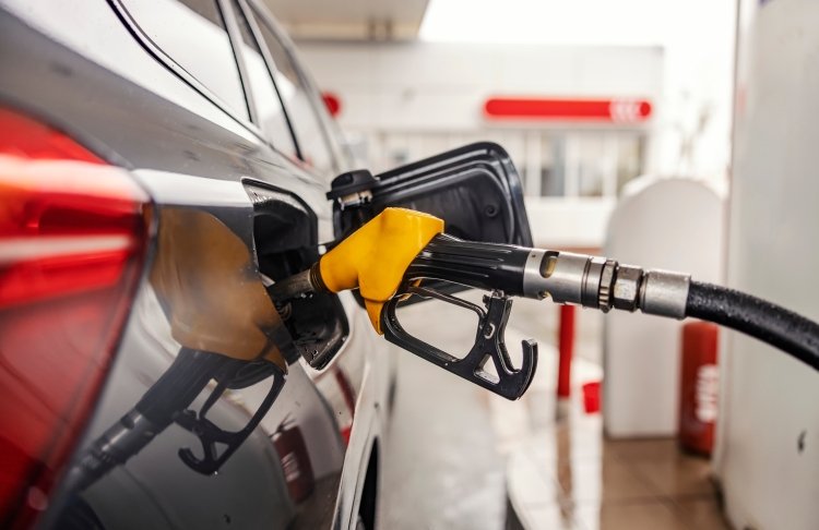 У Росії дозволили продаж неякісного бензину, щоб уникнути дефіциту палива після українських ударів