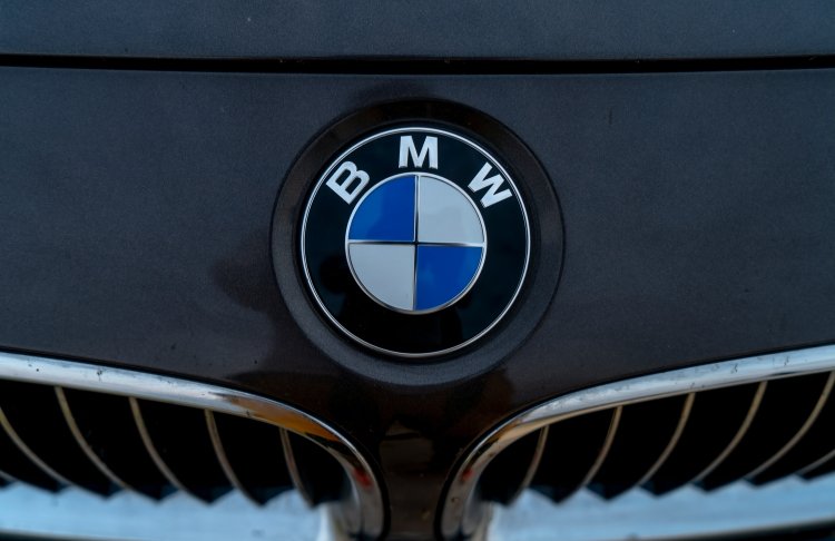 Війна в Ірані та криза в Китаї змусили BMW різко знизити прогноз прибутку