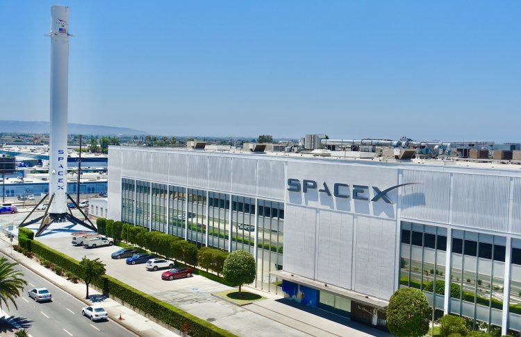 Новий лідер на біржі: компанія SpaceX обігнала Amazon і стала п'ятою за вартістю у світі