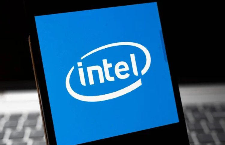 Трамп оголосив про сенсаційну угоду: Apple вироблятиме свої чіпи на заводах Intel у США