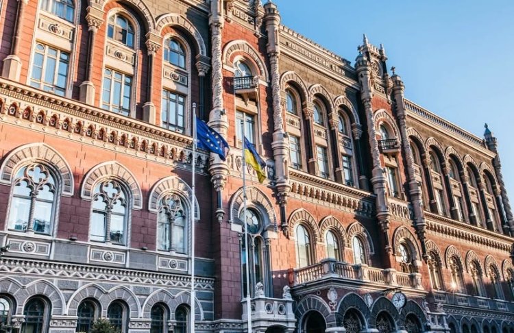 Спроба сховатися від перевірки НБУ коштувала фінансовій компанії ліцензії на факторинг і кредити