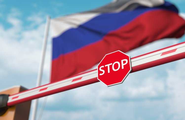 ЄС офіційно продовжив економічні санкції проти Росії одразу на рік