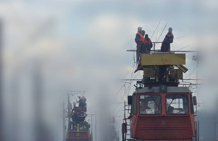 На Київщині після атаки Росії відновили рух поїздів