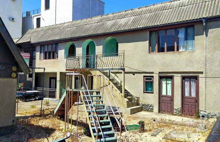 Базу відпочинку з виходом до Чорного моря у Затоці виставили на аукціон