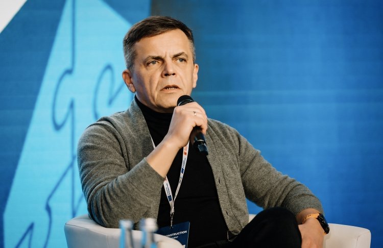 Сухомлин подав у відставку з Агентства відновлення: хто може його замінити