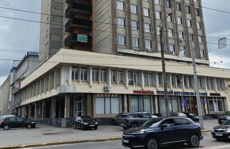 Нерухомість у Києві за пів мільйона гривень: Фонд держмайна виставив на продаж обʼєкт біля метро