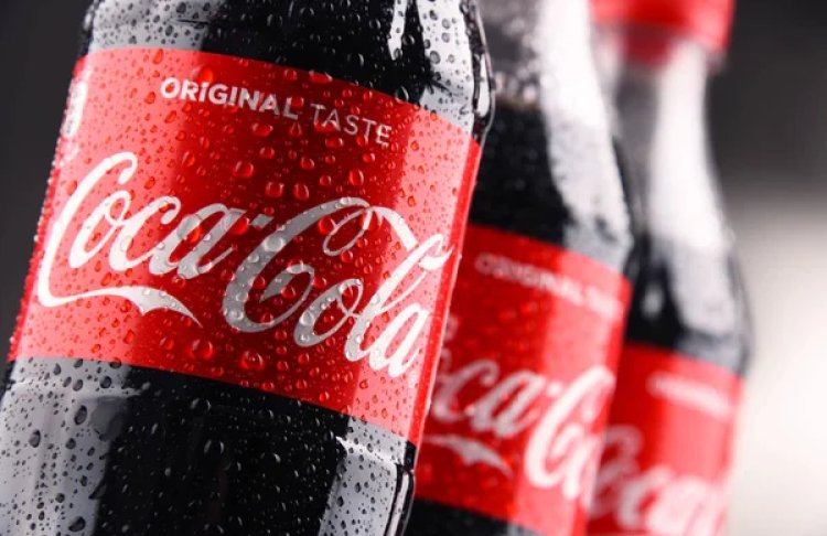 Росія вдарила по заводу Coca-Cola під Києвом: Зеленський назвав це 