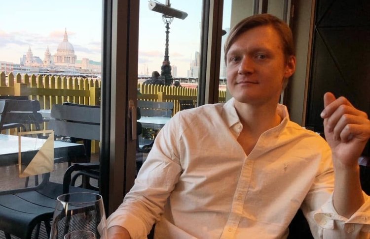 Керівник мережі SmartAss Віктор Глущенко звільняється через скандальний допис в Threads.