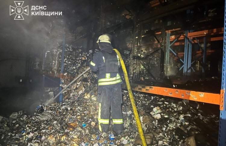 Росія двічі атакувала другий найбільший склад ліків України