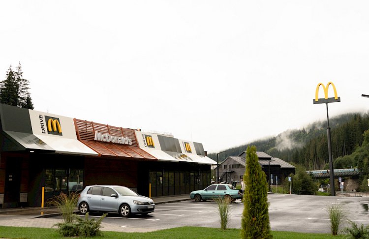 McDonald's відкрив перший ресторан у Буковелі: що відомо про нову локацію