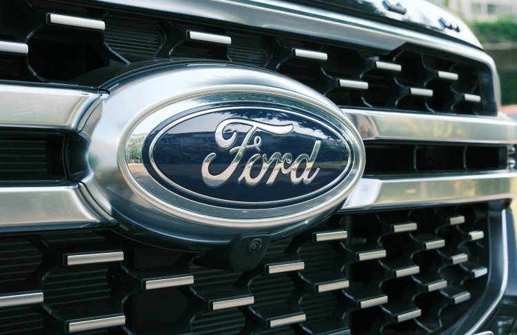 Продажі Ford впали після відмови від популярних кросоверів