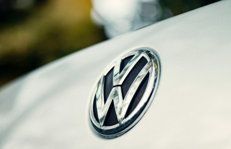 €3,5 млрд на нові активи: спадкоємець імпортера Volkswagen пішов з автобізнесу