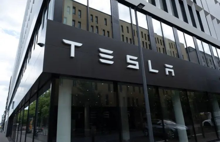 Tesla поновила позов у Лондоні щодо 5G-патентів для електрокарів