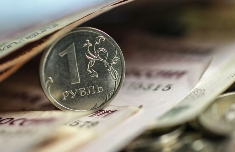 Удвічі більше за річний план: дефіцит бюджету Росії сягнув майже 6,5 трлн рублів