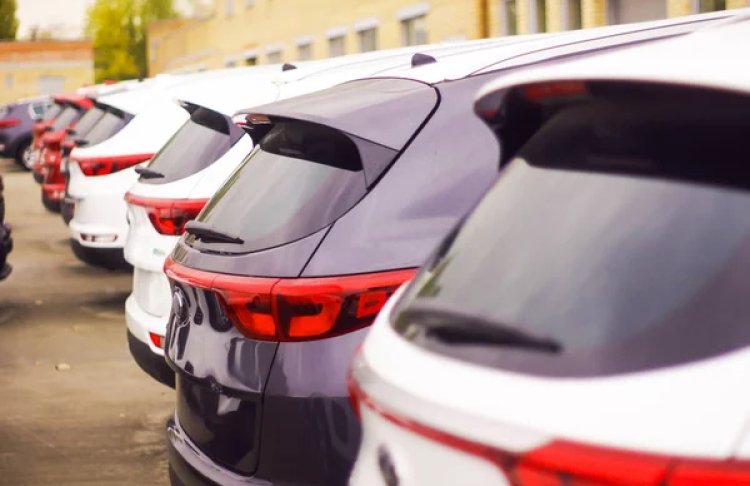 Українці зменшили імпорт вживаних авто на 8%: які моделі купували найчастіше